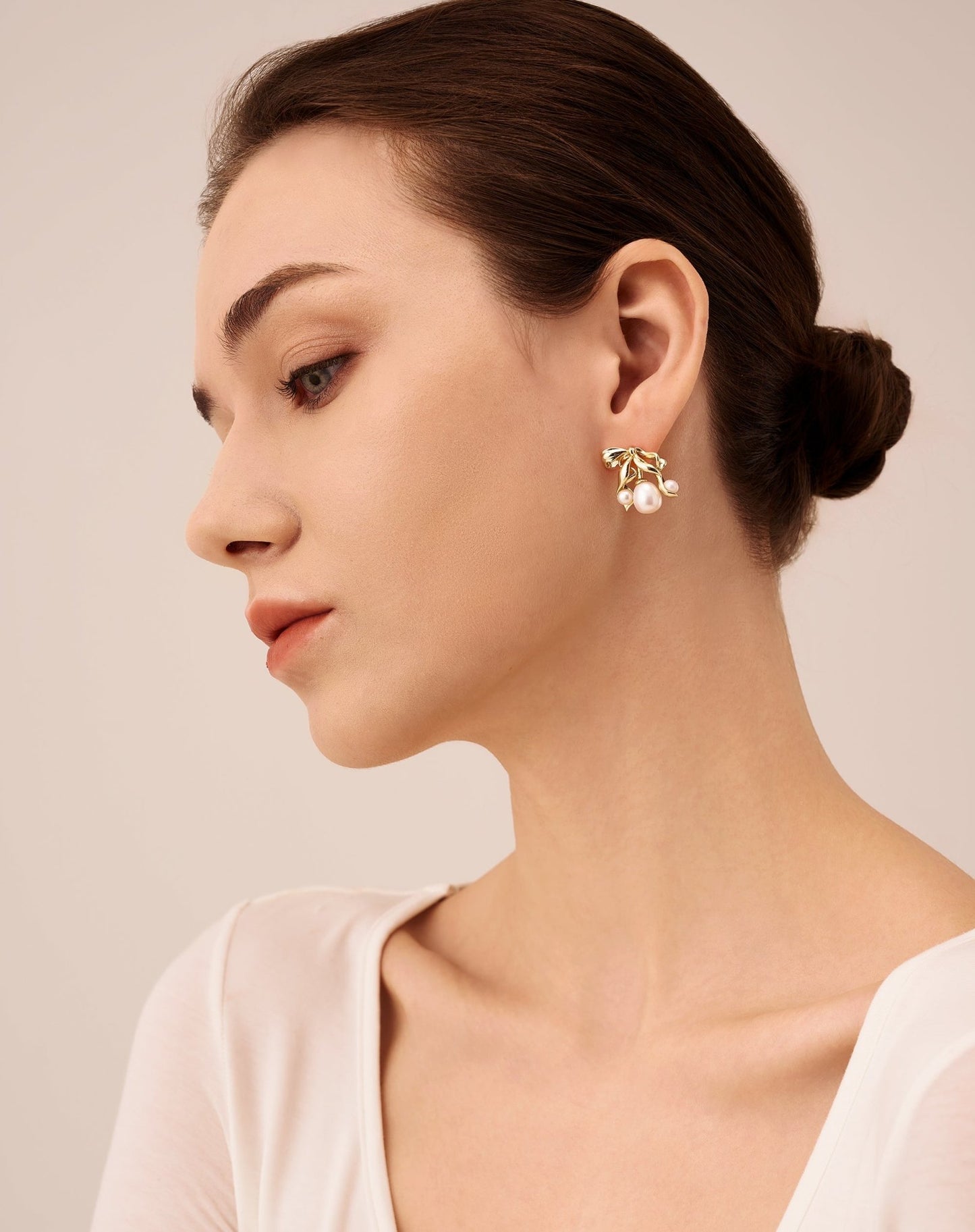 Cute Bow Stud Pearl Earring - Amber lollipop