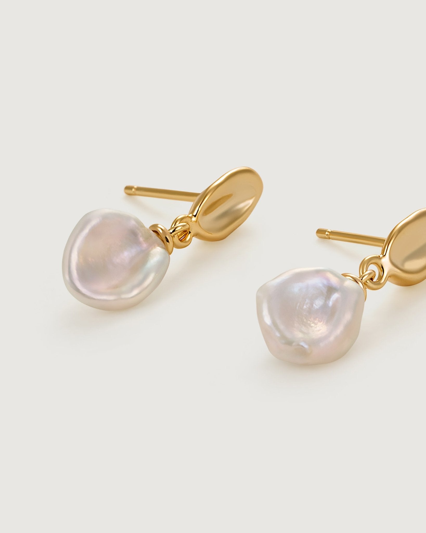 Floriography Lilac Pearl Earring - Amber lollipop