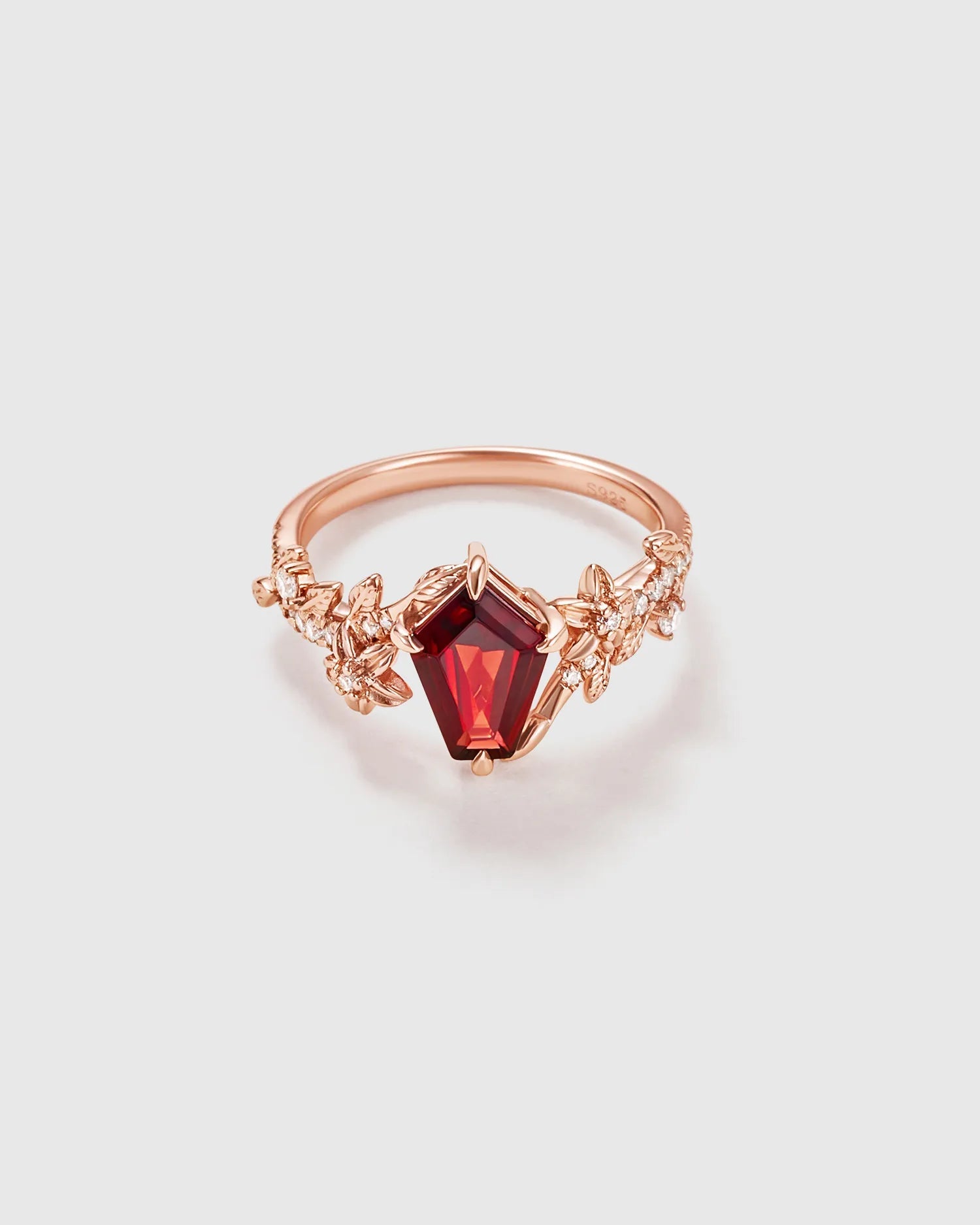 Garnet Flower Ring - Amber Lollipop