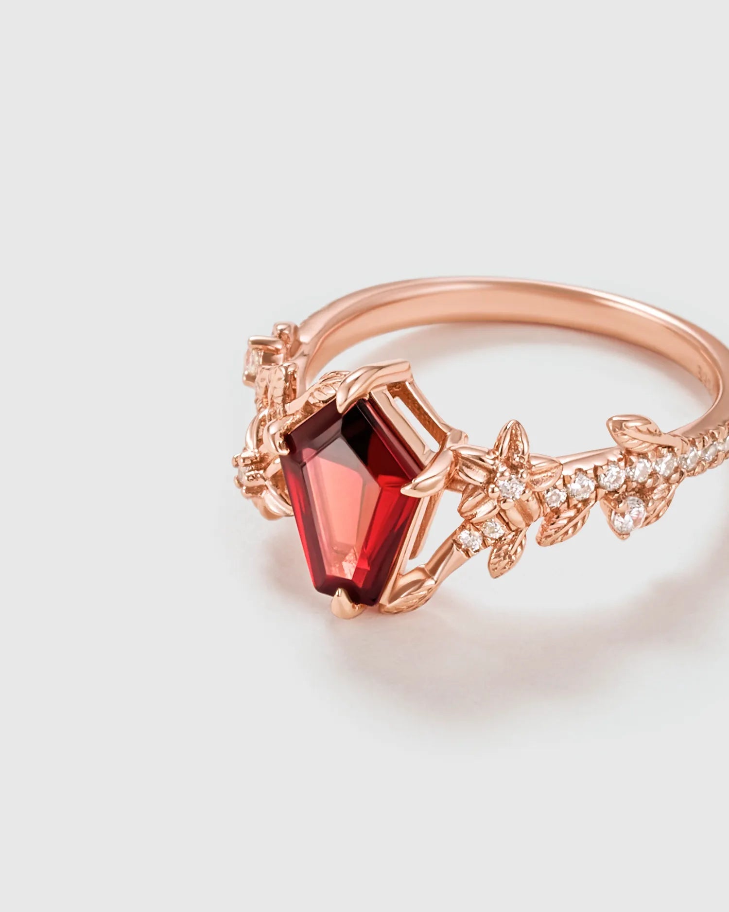 Garnet Flower Ring - Amber Lollipop