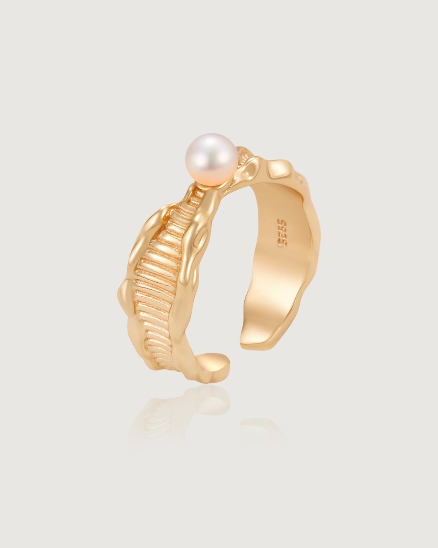 Glowing Light Pearl Ring - Amber lollipop