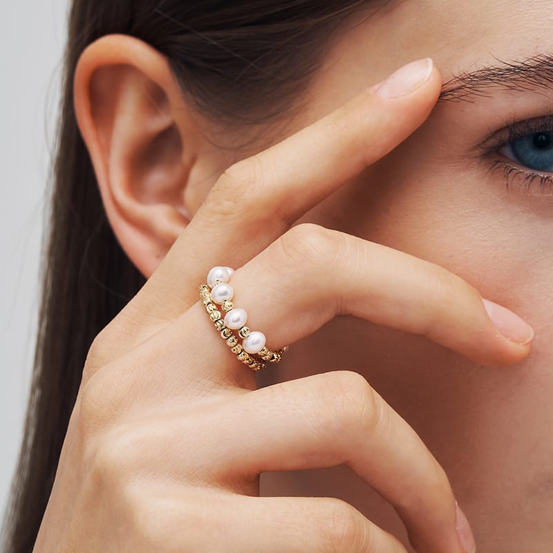 L’Essence Hoop Pearl Ring AmberLollipop