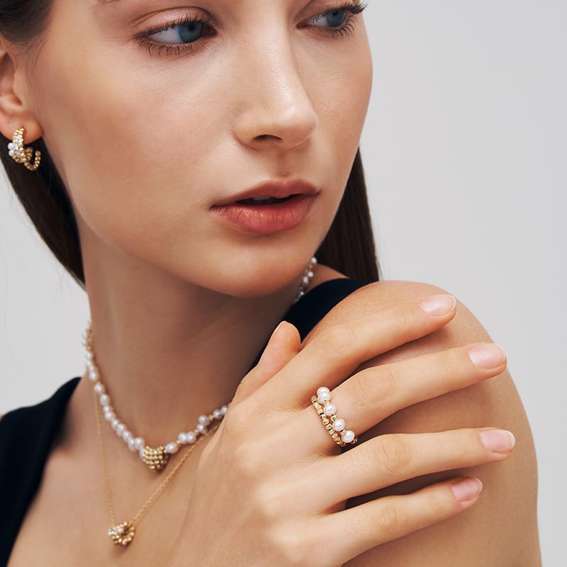 L’Essence Hoop Pearl Ring AmberLollipop