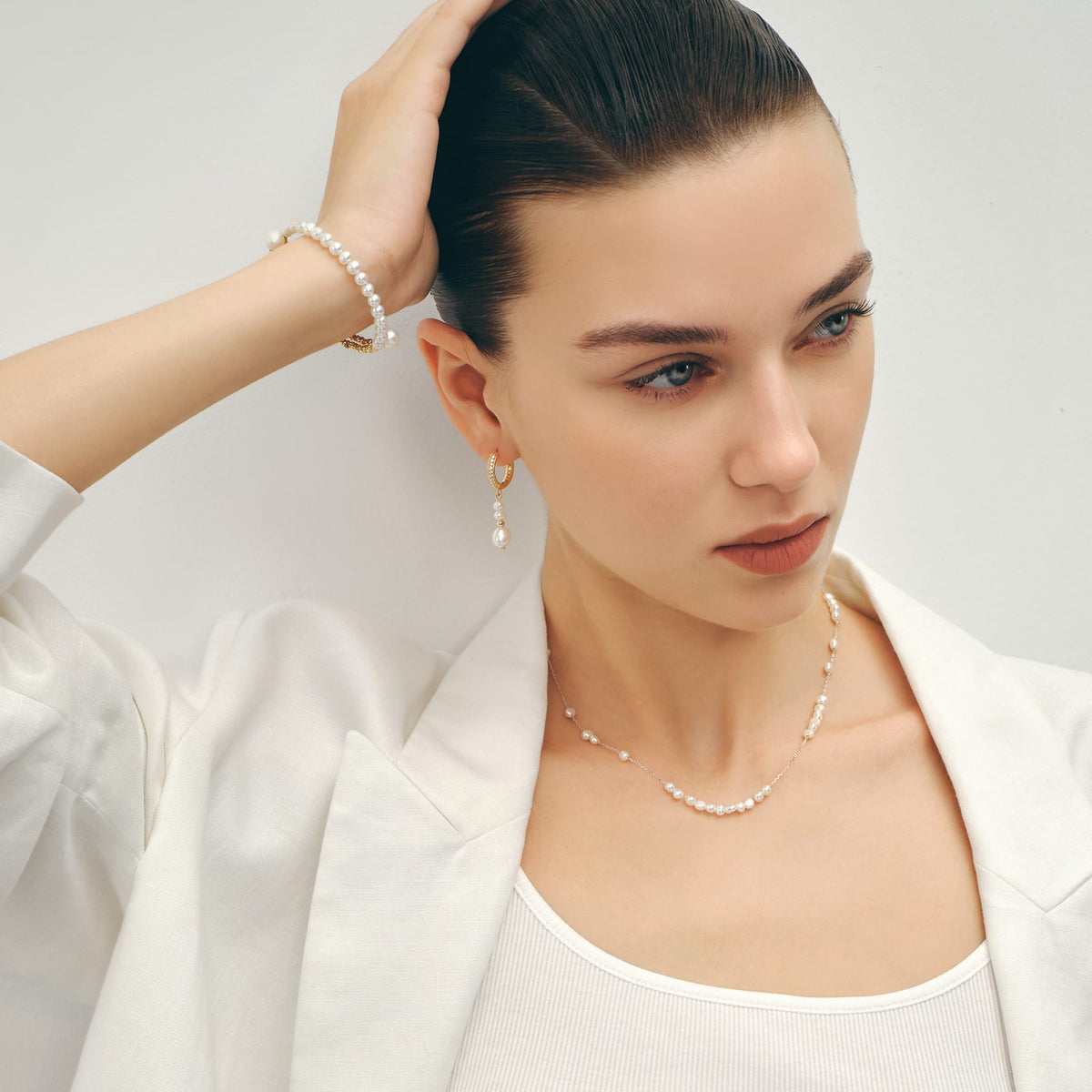 Moonlight Minimal Pearl Necklace AmberLollipop