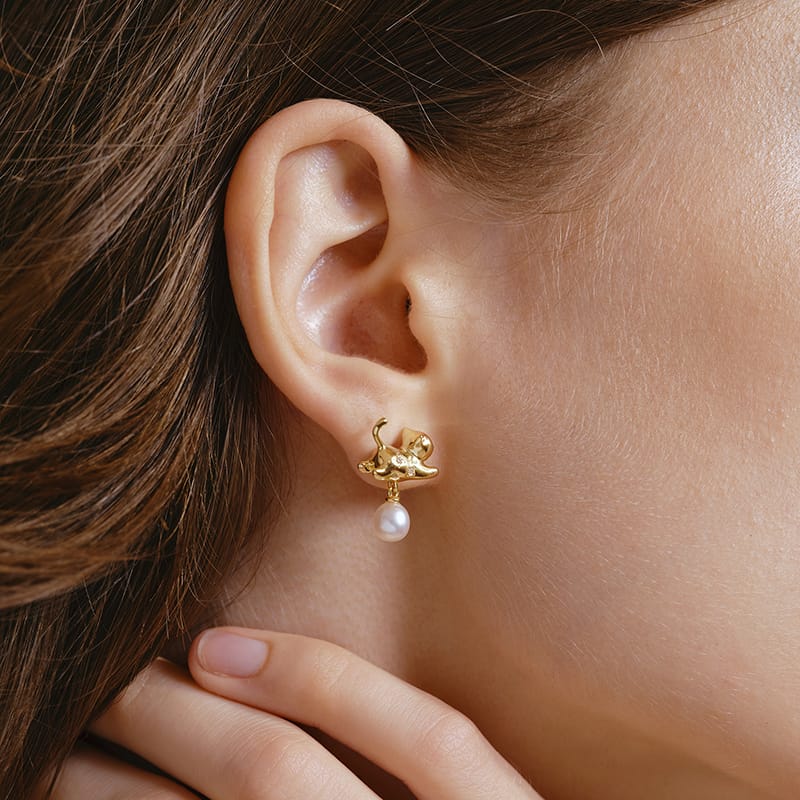 Playful Cat Pearl Earrings AmberLollipop