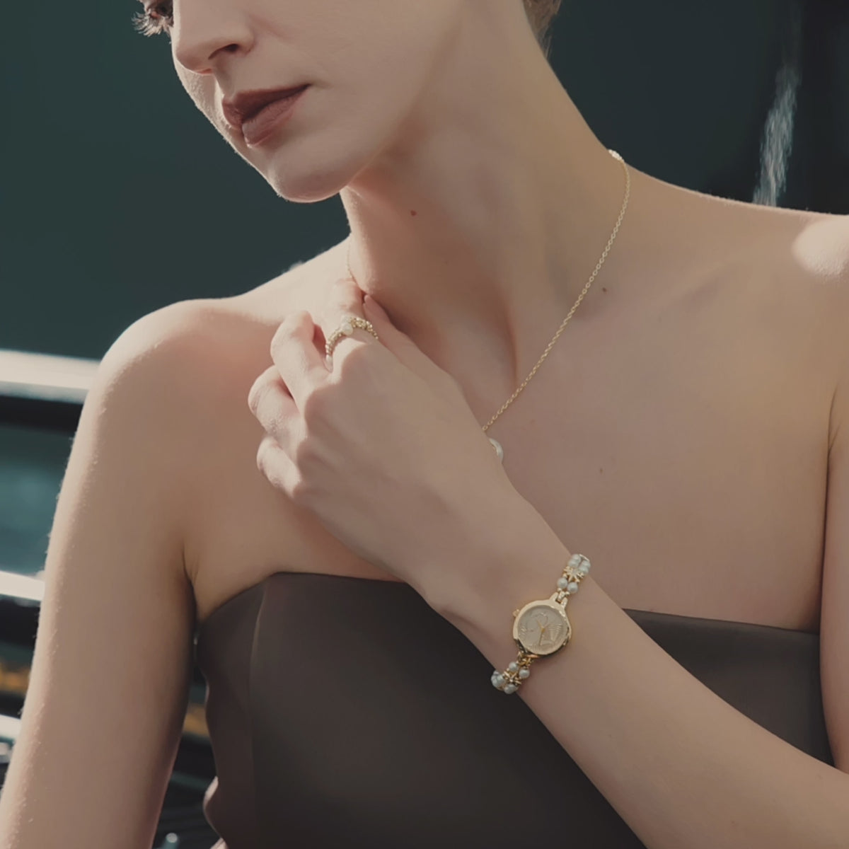 Stellar Zodiac Pearl Watch（Taurus / Virgo / Capricorn）