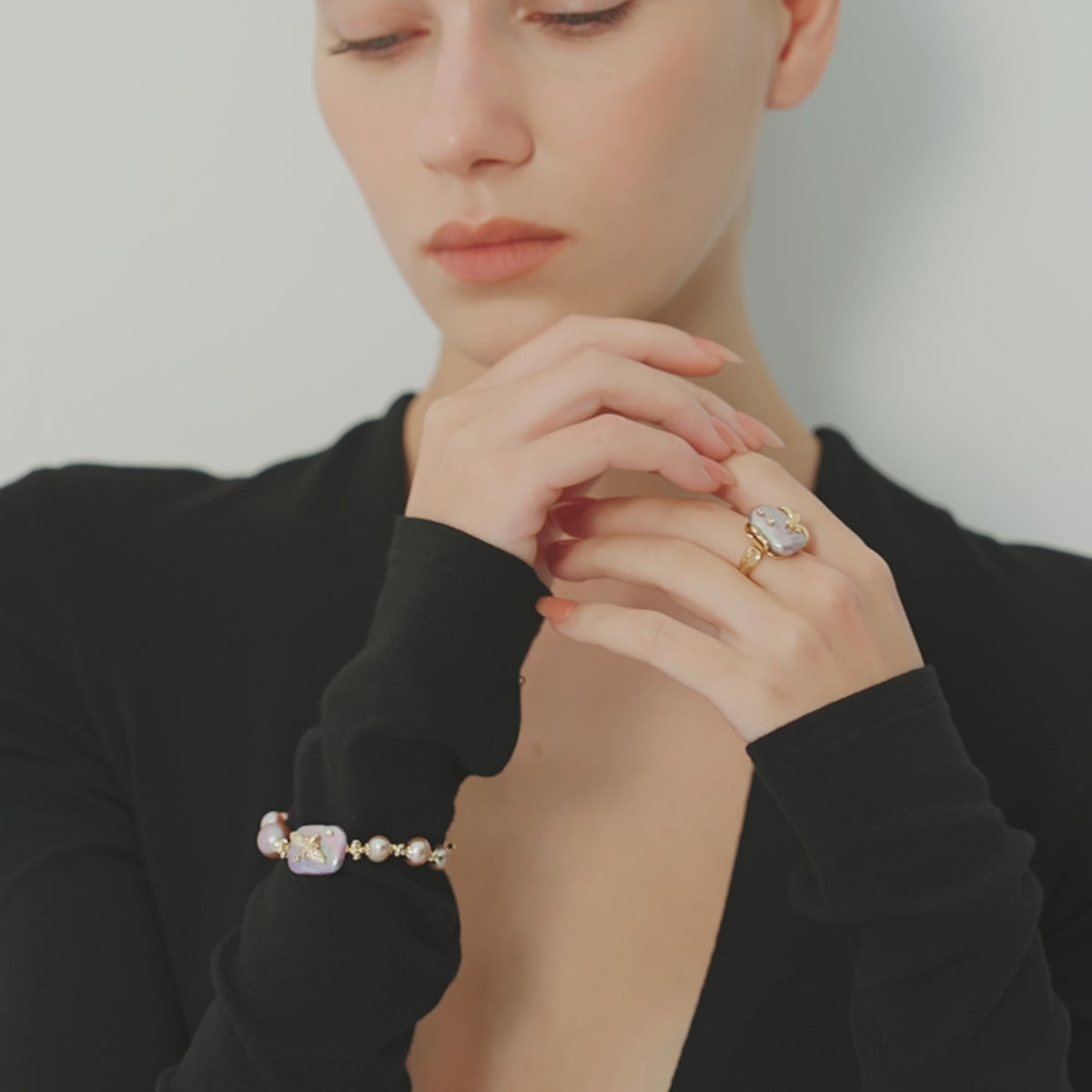 Lavender Baroque Pearl Bee Open Ring