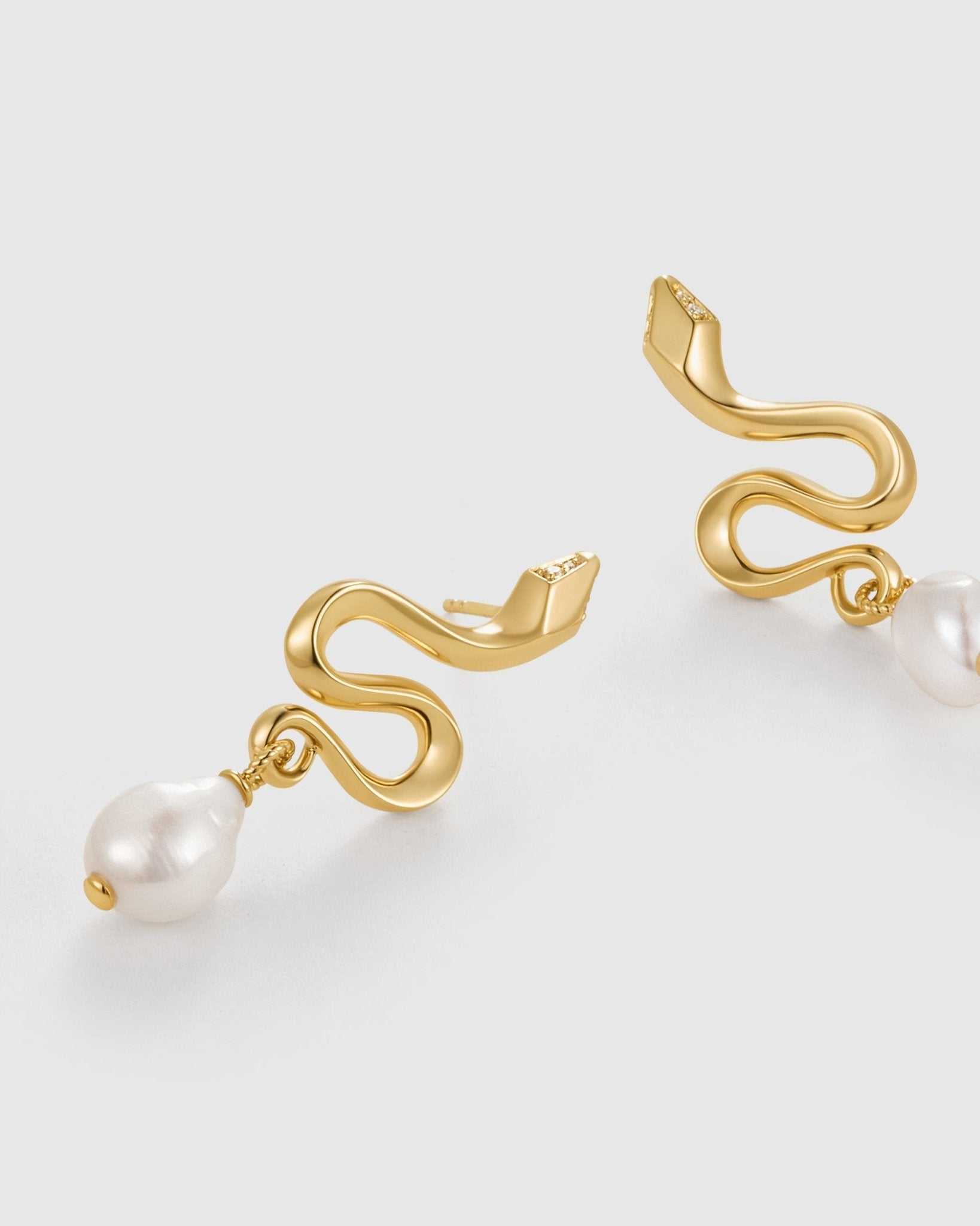 Snake Pearl Earring - Amber lollipop