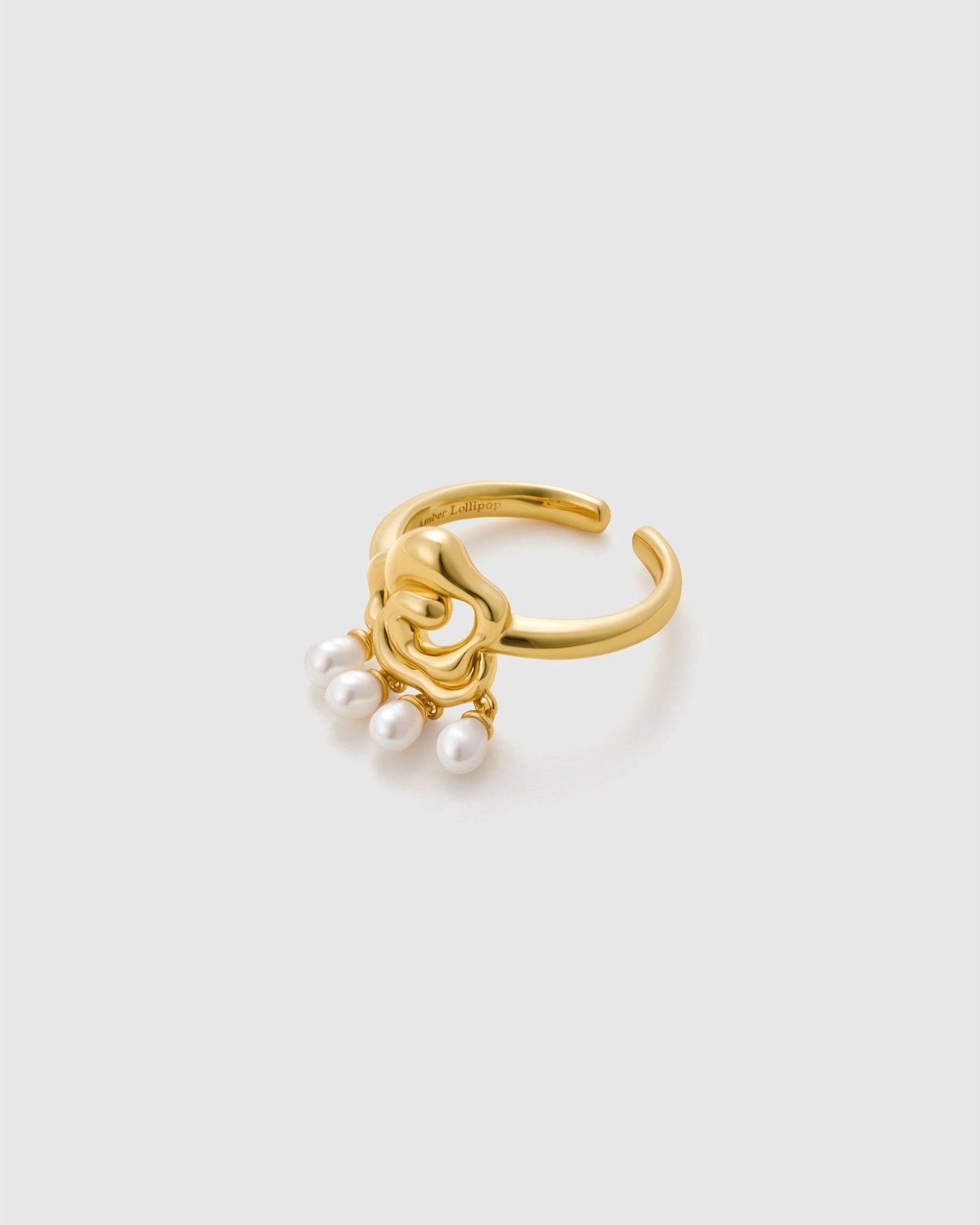 Venus Pearl Ring - Amber lollipop